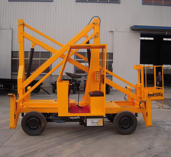 液壓曲臂式升降機(jī)